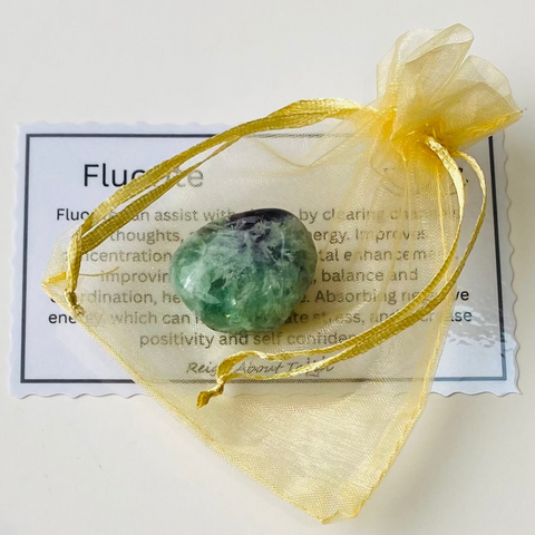Fluorite TumbleStone, Properties Card & Pouch